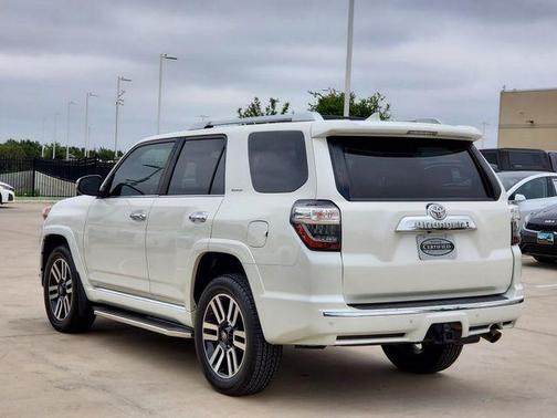 Blizzard Pearl 2020 Toyota 4Runner Limited