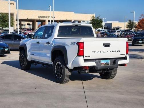 2026 Toyota Tacoma Hybrid TRD Off Road