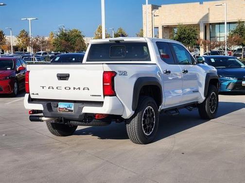 2026 Toyota Tacoma Hybrid TRD Off Road