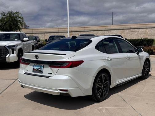 Desert Wind 2026 Toyota Camry XSE