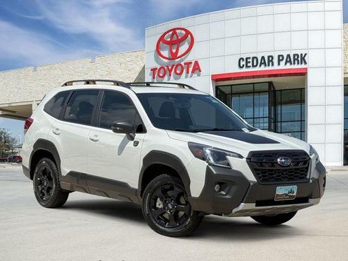 Crystal White Pearl 2025 Subaru Forester Wilderness