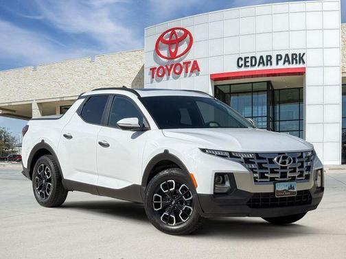 Ice White 2022 Hyundai SANTA CRUZ 2.5L SEL