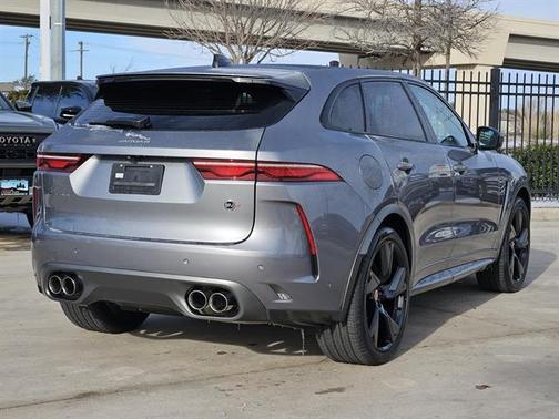 2023 Jaguar F-PACE SVR