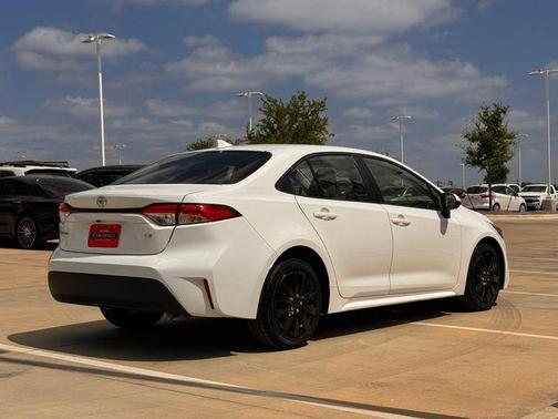 Ice 2023 Toyota Corolla LE