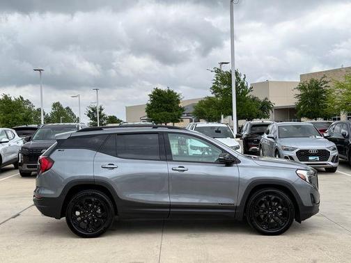 Steel Metallic 2020 GMC Terrain SLT