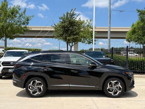 Phantom Black 2022 Hyundai TUCSON Limited