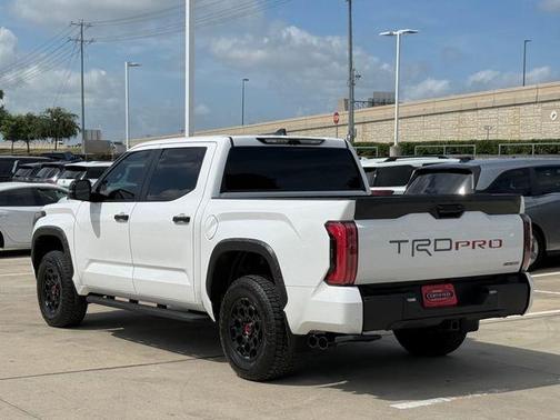 Ice 2025 Toyota Tundra Hybrid TRD Pro