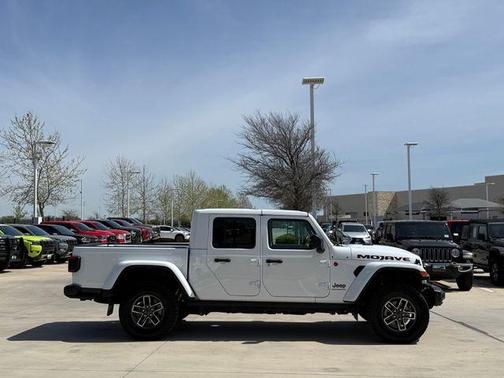 2025 Jeep Gladiator Mojave