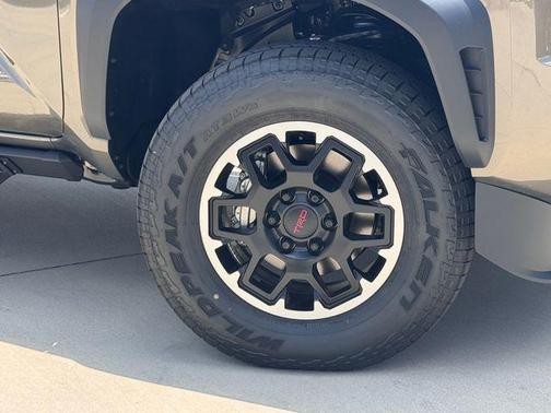 Bronze 2026 Toyota Tacoma Hybrid TRD Off Road