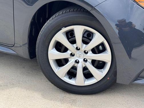 UNDERGROUND 2026 Toyota Corolla LE