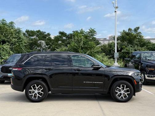 Diamond Black 2024 Jeep Grand Cherokee Limited