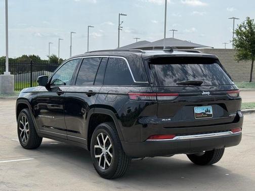 Diamond Black 2024 Jeep Grand Cherokee Limited