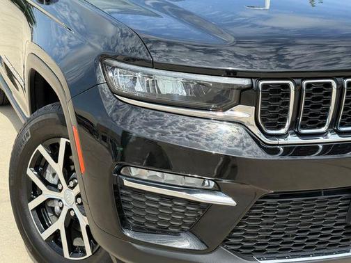 Diamond Black 2024 Jeep Grand Cherokee Limited