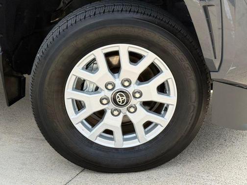 UNDERGROUND 2024 Toyota Tacoma SR