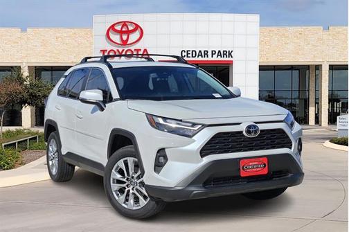 2025 Toyota RAV4 XLE Premium