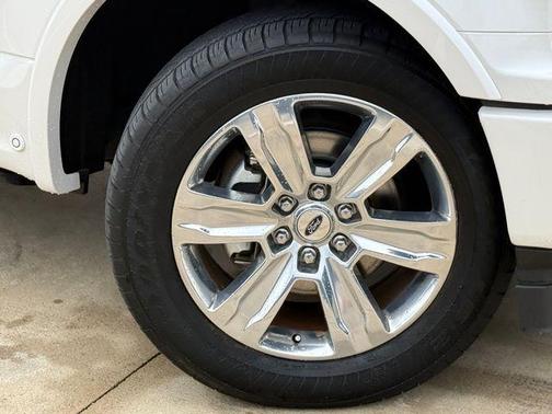 White Platinum Clearcoat Metallic 2018 Ford F-150 Platinum