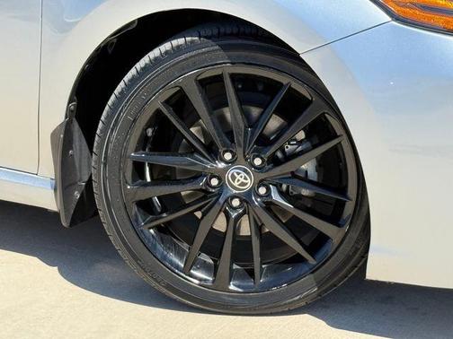 2021 Toyota Camry Hybrid XSE