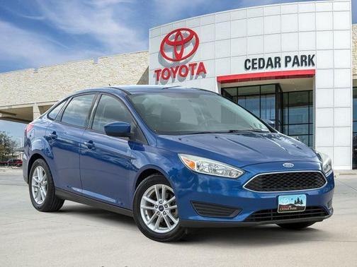 Lightning Blue Metallic 2018 Ford Focus SE