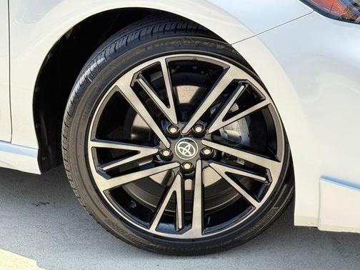 Wind Chill Pearl 2025 Toyota Camry XSE