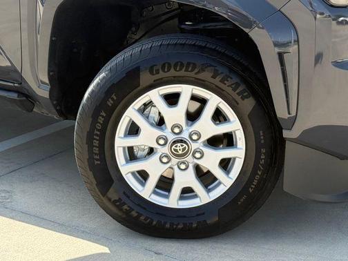 UNDERGROUND 2026 Toyota Tacoma SR5