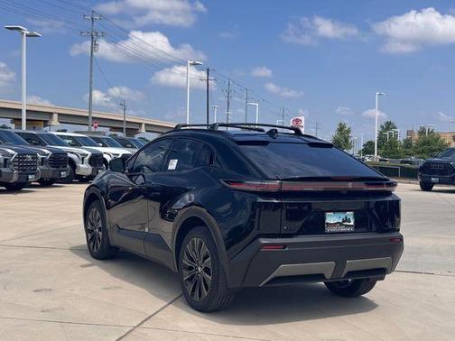 Midnight Black 2026 Toyota C-HR
