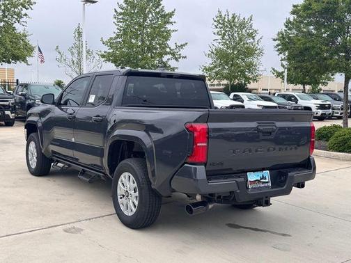 UNDERGROUND 2026 Toyota Tacoma SR5