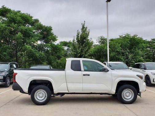 Ice 2024 Toyota Tacoma SR