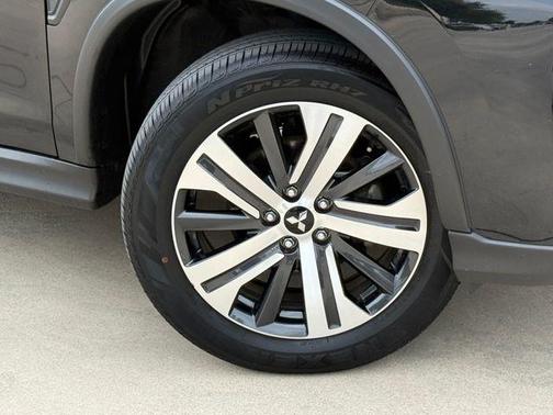 Black 2023 Mitsubishi Outlander Sport 2.0 ES