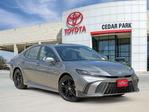 Metal 2026 Toyota Camry SE