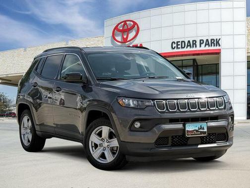 Granite Crystal Clearcoat Metallic 2022 Jeep Compass Latitude