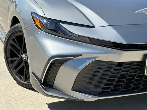 Metal 2026 Toyota Camry SE