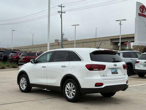 2019 Kia Sorento L