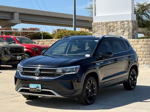 2023 Volkswagen Taos 1.5T SE