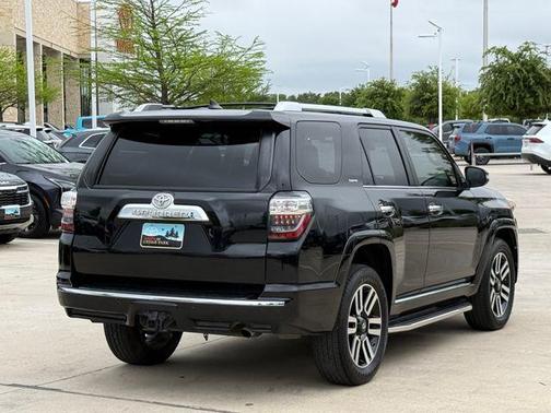 Midnight Black Metallic 2018 Toyota 4Runner Limited
