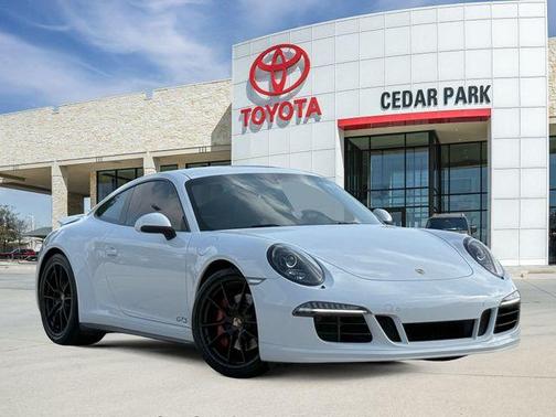 Carrara White 2015 Porsche 911 Carrera GTS