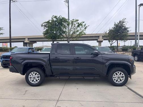 UNDERGROUND 2026 Toyota Tacoma SR5