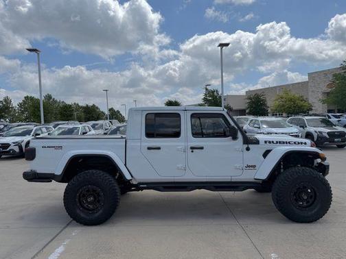 Bright White Clearcoat 2021 Jeep Gladiator Rubicon