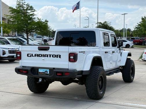 Bright White Clearcoat 2021 Jeep Gladiator Rubicon