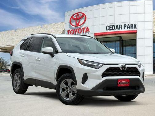 2025 Toyota RAV4 Hybrid XLE