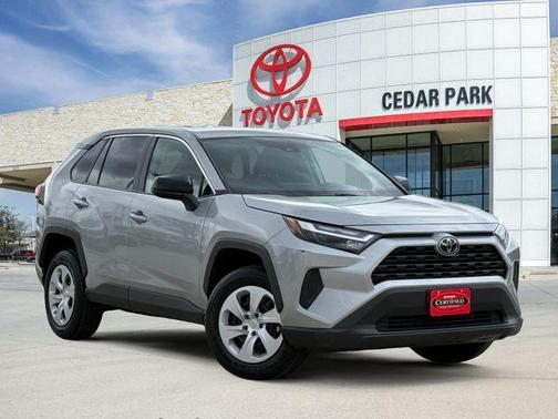 2025 Toyota RAV4 LE