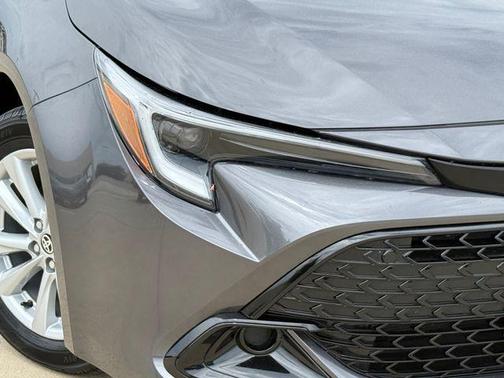 Midnight Black Metallic 2025 Toyota Corolla Hatchback SE