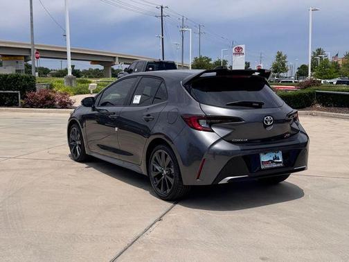 Magnetic Gray 2026 Toyota Corolla Hatchback XSE