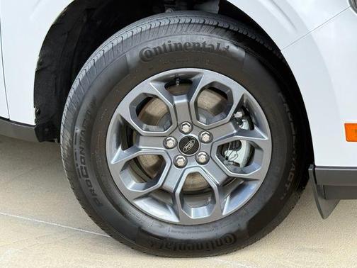 Oxford White 2025 Ford Maverick XLT