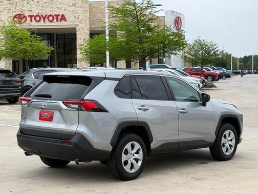Silver Sky Metallic 2024 Toyota RAV4 LE