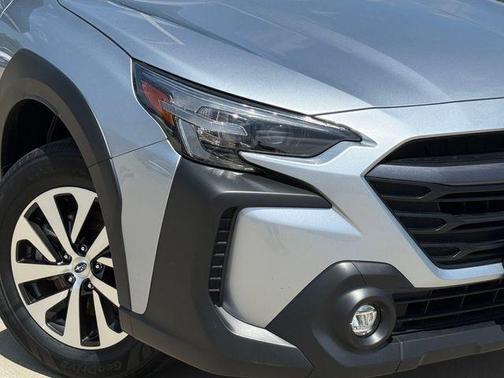 Ice Silver Metallic 2025 Subaru Outback Premium