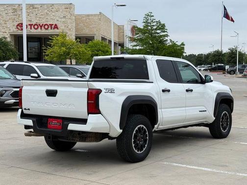 Ice 2025 Toyota Tacoma TRD Off Road