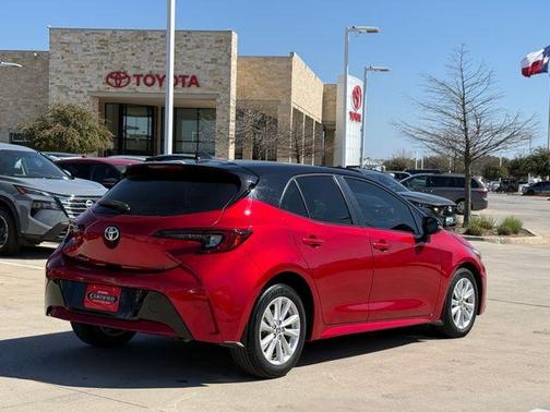2023 Toyota Corolla Hatchback SE