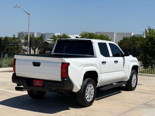Ice 2026 Toyota Tacoma SR
