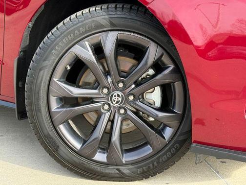 2024 Toyota Sienna XSE 7 Passenger