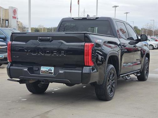 2024 Toyota Tundra SR5